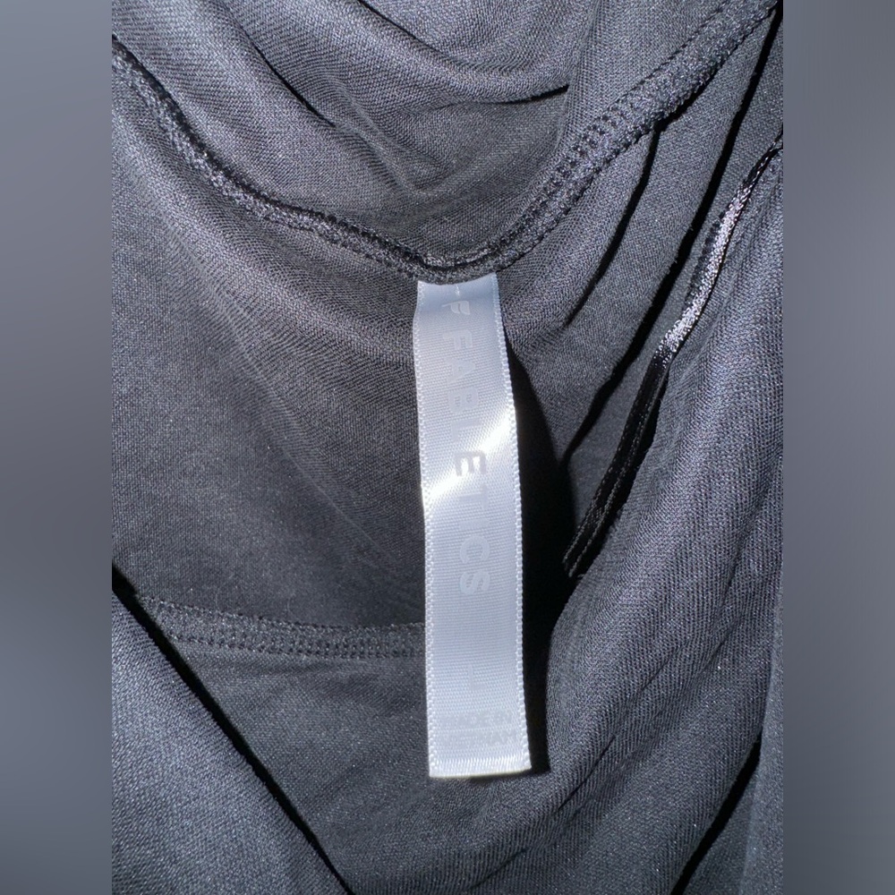 Fabletics Tess Short Solid Black Jumpsuit Sz Large - image 6